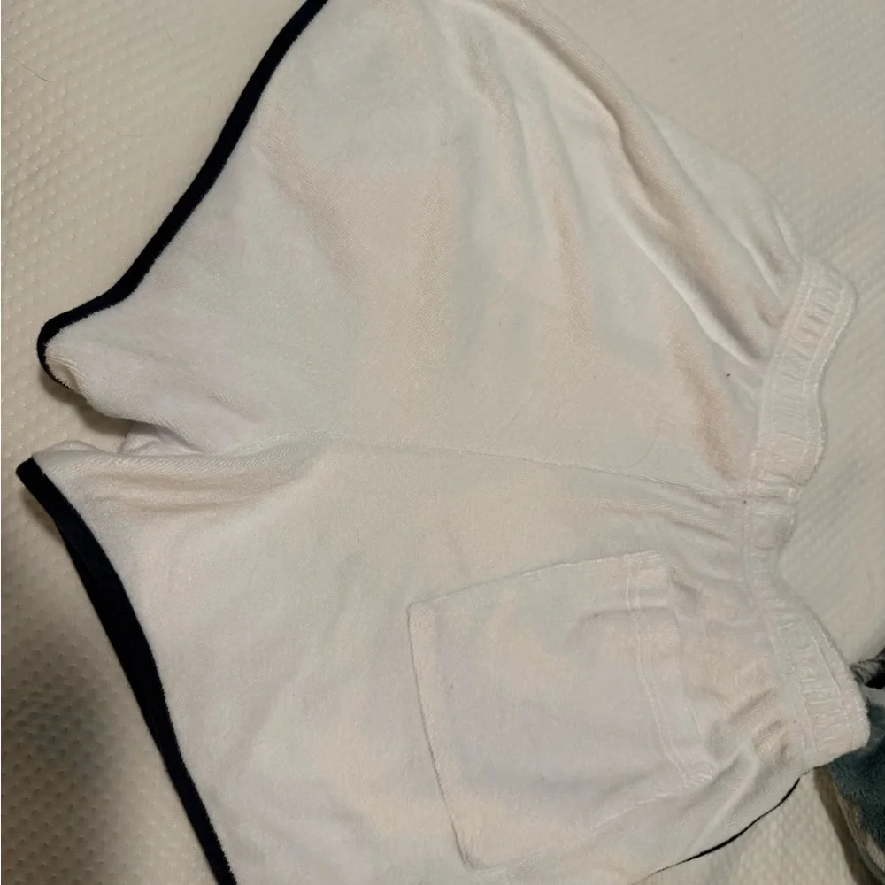 Sporty & Rich Serif Logo Terry Short - Picture 6 of 6